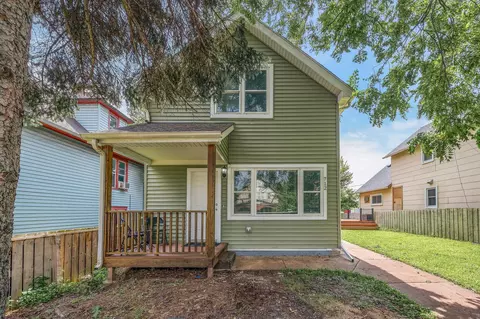 712 Magnolia Ave E, Saint Paul, MN 55106