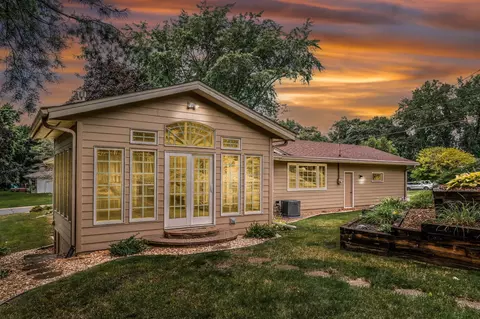 13601 Pleasant Ln, Burnsville, MN 55337
