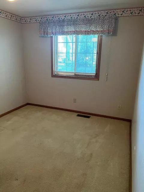 1100 Par Ln, Willmar, MN 56201 photo 34