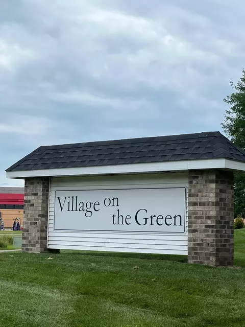 1100 Par Ln, Willmar, MN 56201