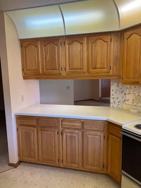 1100 Par Ln, Willmar, MN 56201 photo 12