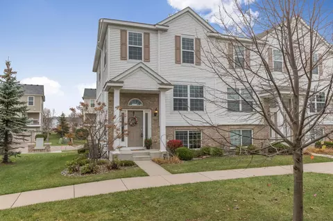 5137 French Dr N, Hugo, MN 55038