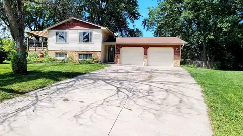 3515 Midland Ct, White Bear Lake, MN 55110