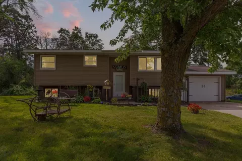 504 Central Ave W, Medford, MN 55049