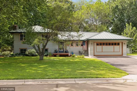 11001 Hillsboro, Champlin, MN 55316