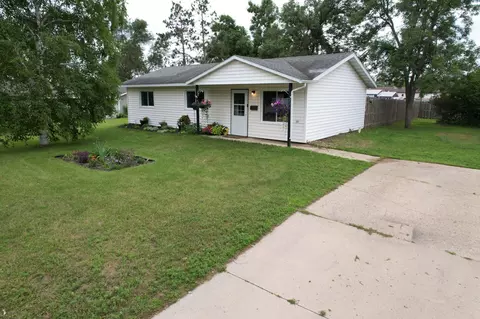 221 Birch Ave NW, Wadena, MN 56482