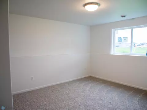 1479 68 Ave S, Fargo, ND 58104 photo 21