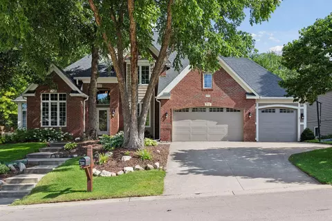 7715 Gibraltar Ter, Apple Valley, MN 55124