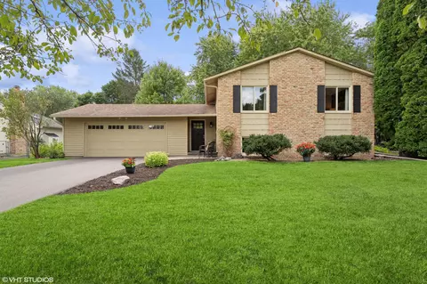 18635 34th Ave N, Plymouth, MN 55447