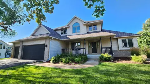 21200 123rd Ave N, Rogers, MN 55374
