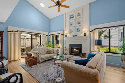 5414 Pompano Dr, Minnetonka, MN 55343