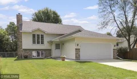3644 Falcon Way, Eagan, MN 55123