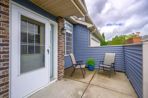 2082 Willow Cir, Centerville, MN 55038 photo 11