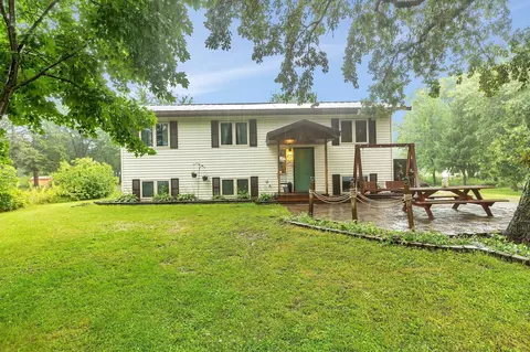 210 SW 13th St SW, Little Falls, MN 56345
