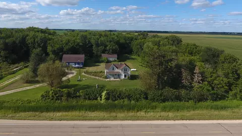 53942 110th St, Lyle, MN 55953