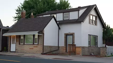 985 Smith Ave S, West Saint Paul, MN 55118