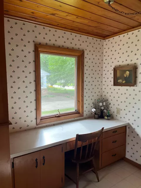 4944 Main St E, Maple Plain, MN 55359 photo 9