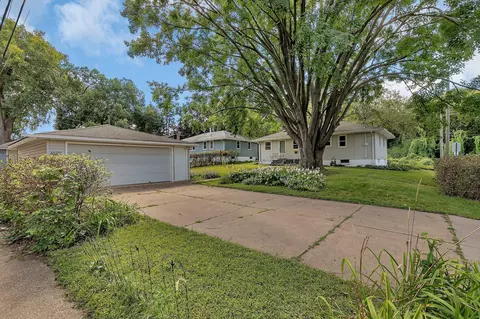 4157 Main St NE, Columbia Heights, MN 55421