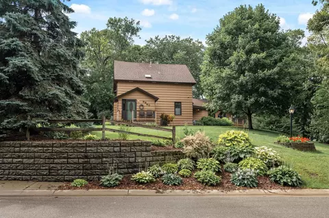 6330 Forest Cir, Excelsior, MN 55331 photo 2