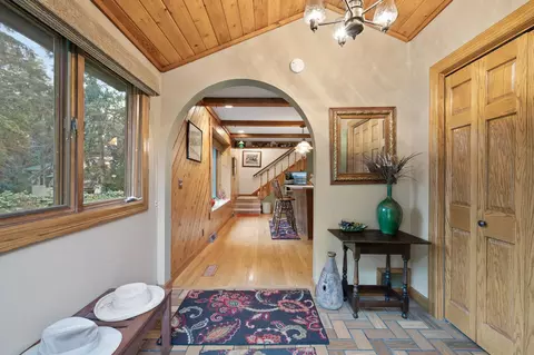 6330 Forest Cir, Excelsior, MN 55331 photo 5