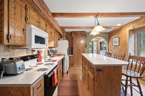 6330 Forest Cir, Excelsior, MN 55331 photo 10
