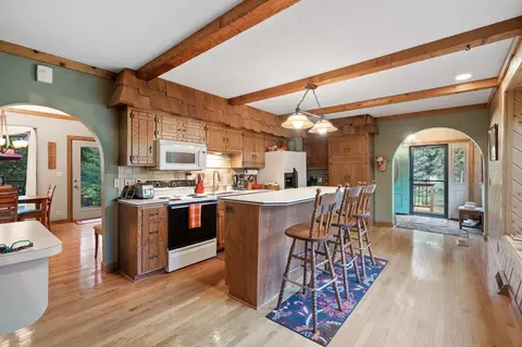 6330 Forest Cir, Excelsior, MN 55331 photo 9
