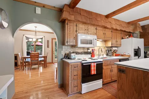 6330 Forest Cir, Excelsior, MN 55331 photo 11