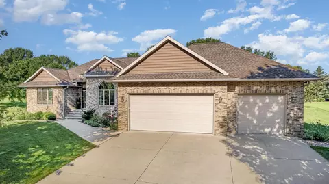 1700 Country Club Dr NE, Willmar, MN 56201