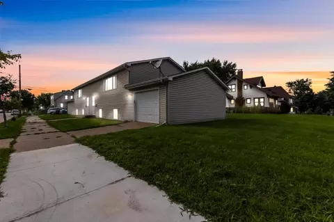 702 39th Ave N, Minneapolis, MN 55412