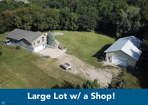 609 32nd Ave NW, West Fargo, ND 58078