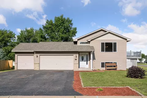 5023 Bluff Rd, Big Lake, MN 55309