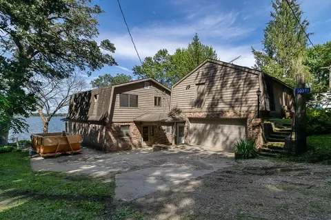 50391 Moores Ln, Waterville, MN 56096