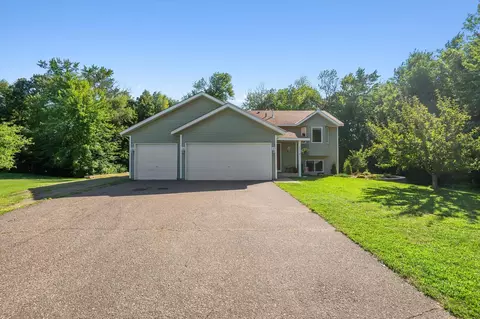 23187 Kerry St NW, Saint Francis, MN 55070