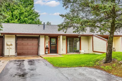 1787 Willow Ct E, White Bear Lake, MN 55110