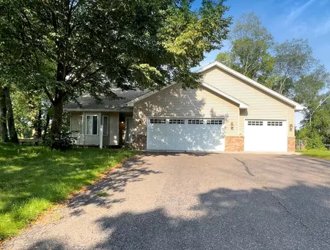 7293 Meadow Ct, Lino Lakes, MN 55014