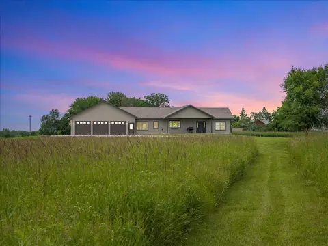 14477 Chestnut Rd, Milaca, MN 56353