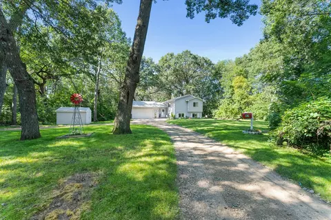 5655 317th St, Stacy, MN 55079