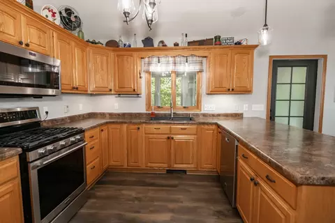 1445 49th Ave, Goodview, MN 55987 photo 12