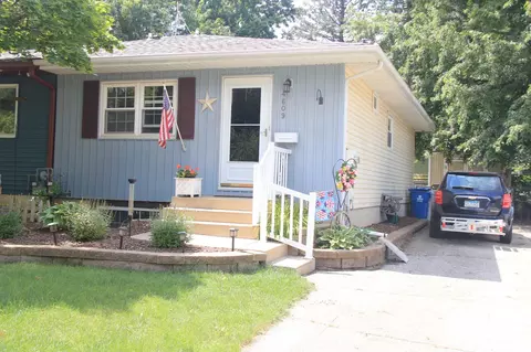 4609 14th Ave NW, Rochester, MN 55901