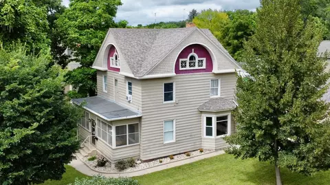 104 4th St NW, Ortonville, MN 56278