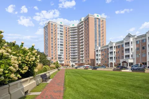 6600 Lyndale Ave S #706, Minneapolis, MN 55423