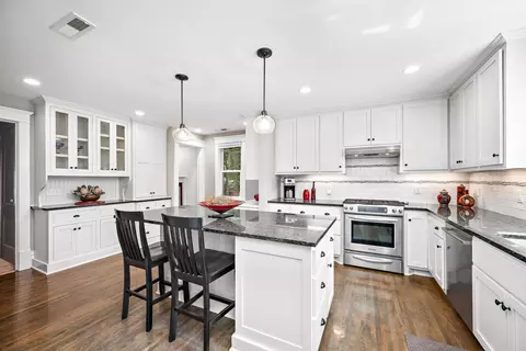 1678 Iglehart Ave, Saint Paul, MN 55104