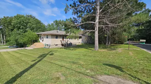 801 8th St NE, Little Falls, MN 56345