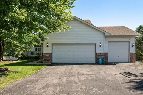 12390 Rolling Ridge Rd, Becker, MN 55308 photo 3