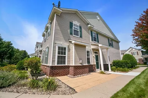 3537 Cherry Ln #F, Woodbury, MN 55129