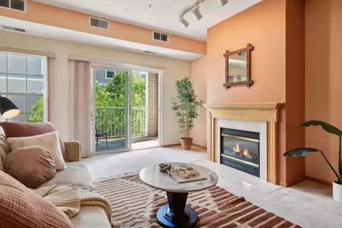 12761 Collegeview Dr #205, Eden Prairie, MN 55347