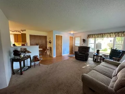 802 S 10th St, Montevideo, MN 56265 photo 10