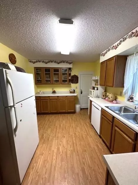 802 S 10th St, Montevideo, MN 56265 photo 12