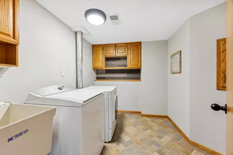 660 Mcfaddens Trl, Eagan, MN 55123 photo 40