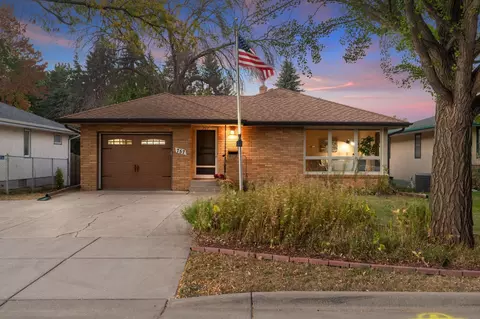 757 Iowa Ave E, Saint Paul, MN 55106